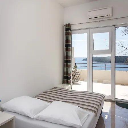 Superior With Terrace And Sea View First Floor Daire